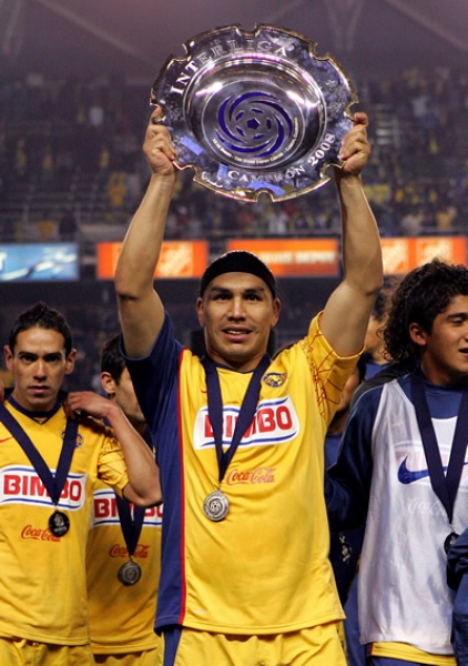 En 2008 ganó la Interliga con el América y fue el goleador del torneo.