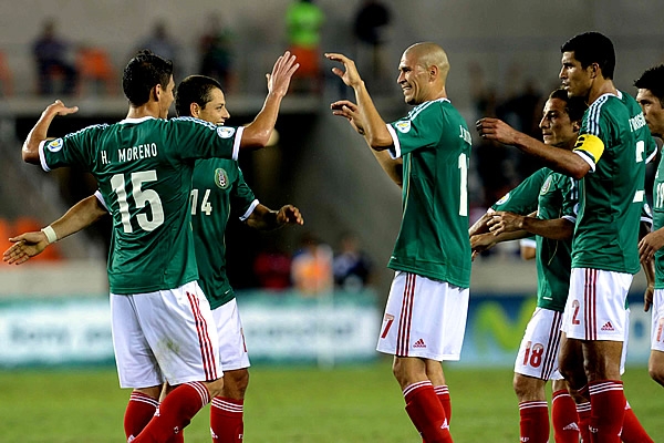 En tan solo unos minutos el Tri resolvió el partido.