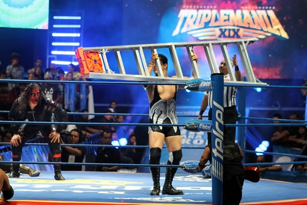 Espectacular evento en el Palacio de los Deportes.
