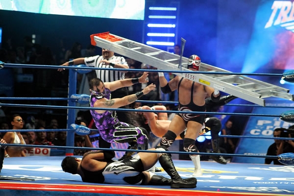 Espectacular evento en el Palacio de los Deportes.
