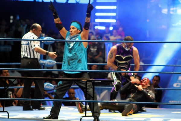 Espectacular evento en el Palacio de los Deportes.