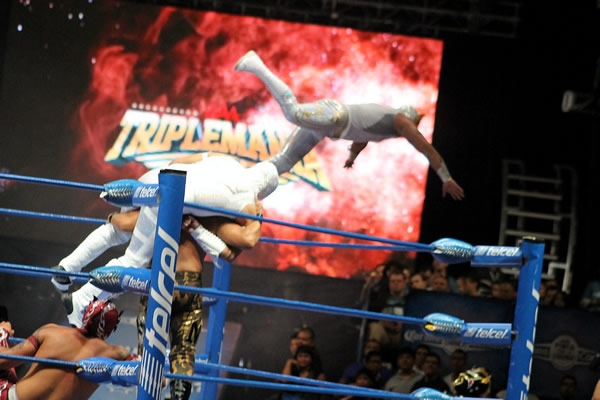 Espectacular evento en el Palacio de los Deportes.