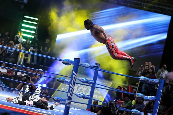 Espectacular evento en el Palacio de los Deportes.