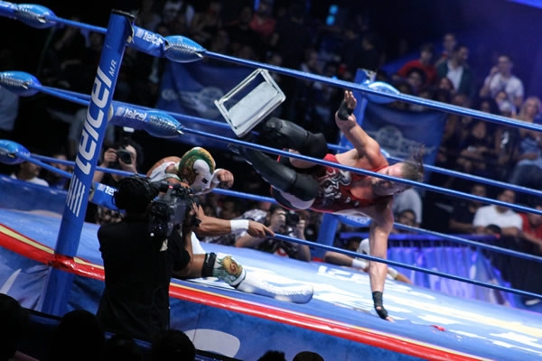 Espectacular evento en el Palacio de los Deportes.