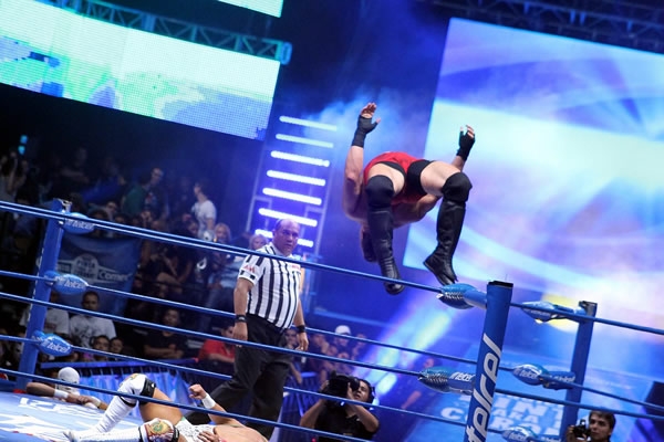 Espectacular evento en el Palacio de los Deportes.