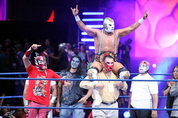 Espectacular evento en el Palacio de los Deportes.