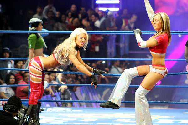 Espectacular evento en el Palacio de los Deportes.