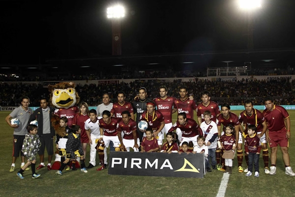Estudiantes-América