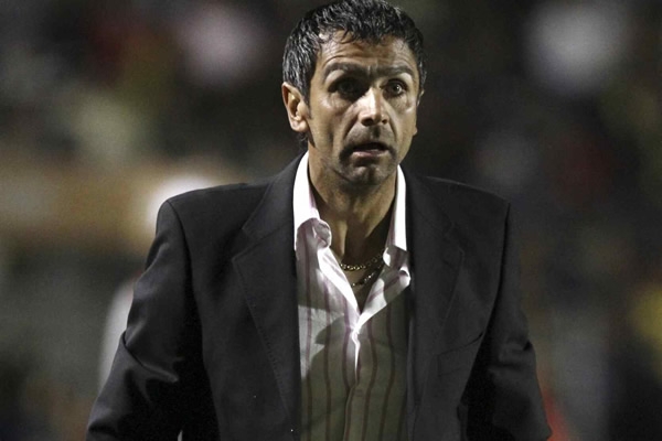 Estudiantes-América