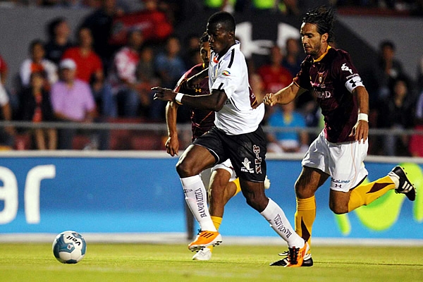 Estudiantes-Jaguares4