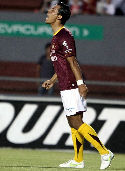 Estudiantes-Jaguares9