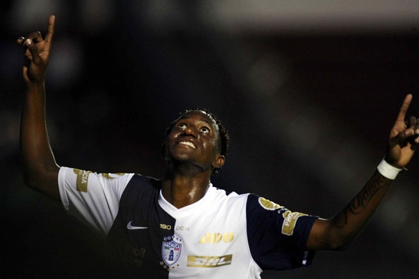 Estudiantes-Pachuca.