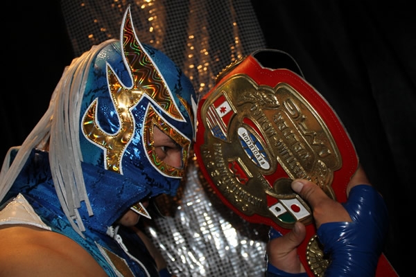 Festejo del 16 de Septiembre en IWRG.