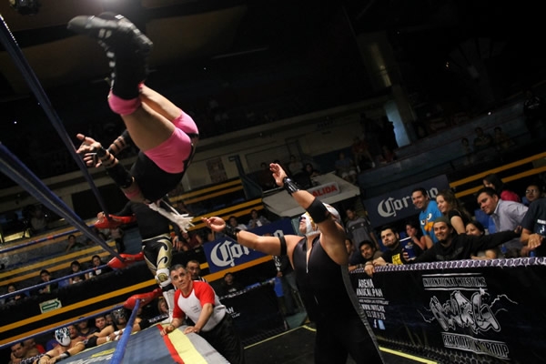 Festejo del 16 de Septiembre en IWRG.