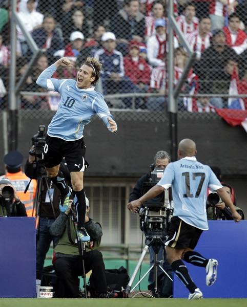 Forlán se quitó un gran peso de encima.