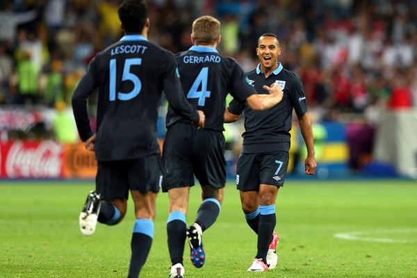 Gran festejo de los ingleses que emparejaron las acciones.