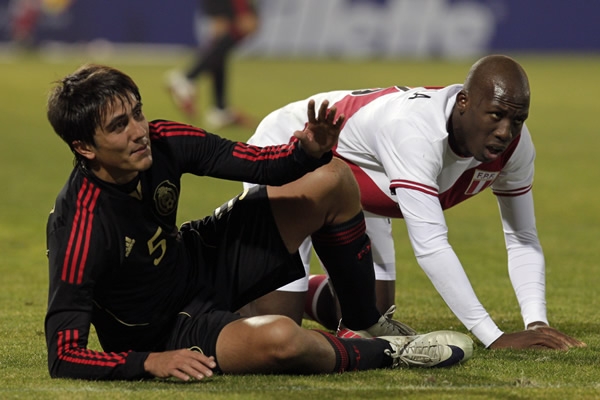 Hubo fricciones los noventa minutos.