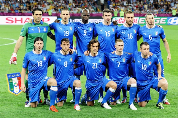Italia posando para los fotógrafos de la Euro.