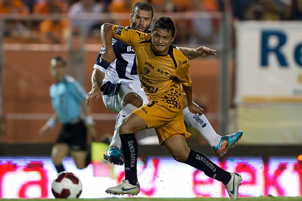 Jaguares-Pumas
