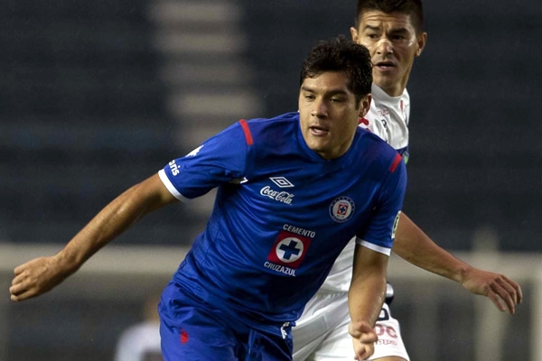 Javier Orozco continuó como goleador en torneos internacionales.