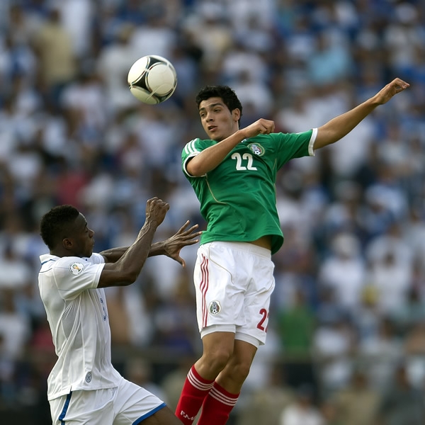 Jiménez entró en al segunda mitad.