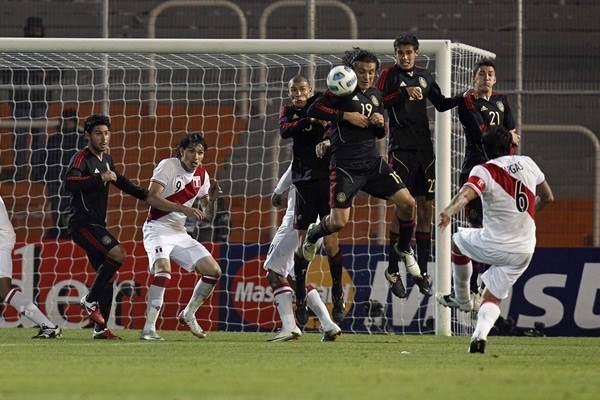 Juam Vargas fue un peligro constante.