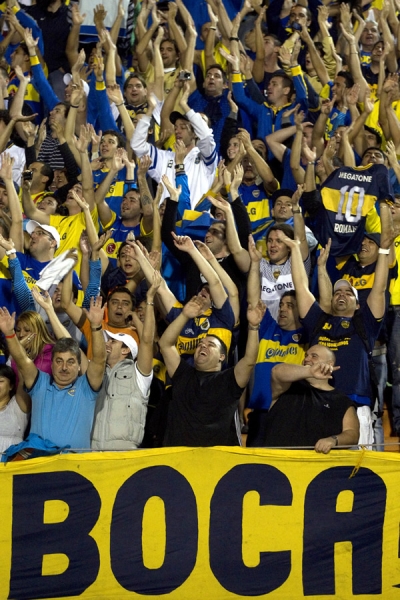 La afición de Boca en espera de poder conseguir un título más.