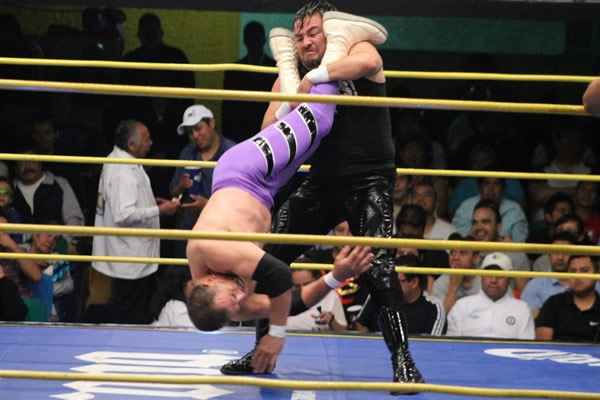 La Arena Coliseo cumplió 70 años.