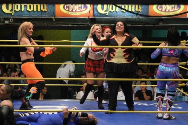 La Arena Coliseo cumplió 70 años.