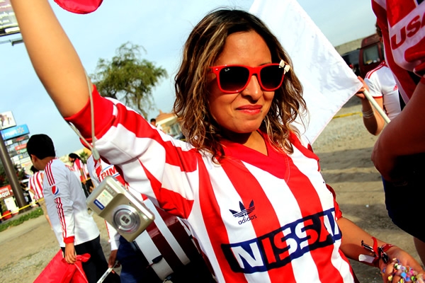 La belleza, orgullosa de su sonrisa, contagia.