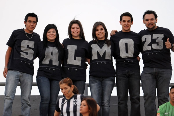 La compañía del pastor Suazo da esperanza de triunfo.