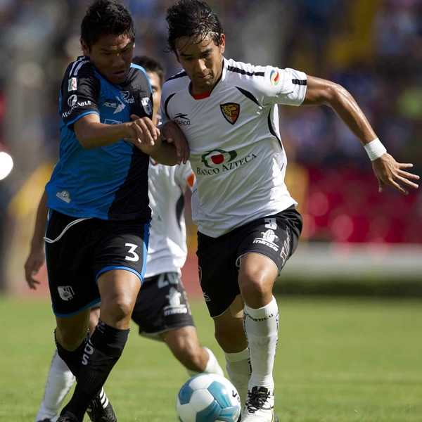 La defensa queretana anuló a los atacantes de Jaguares.