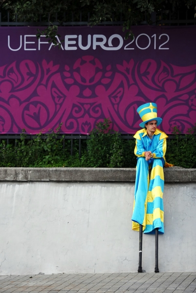 La Eurocopa reúne a toda clase de aficionados dispuestos a impulsar a su selección.