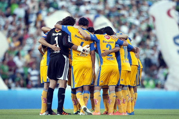 La experiencia del equipo felino muy demasiado para los Guerreros.