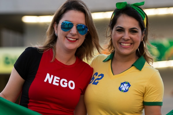 La fiesta del futbol, no lo ven.