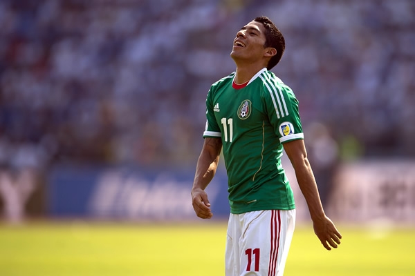 La garra de Aquino, una costumbre.