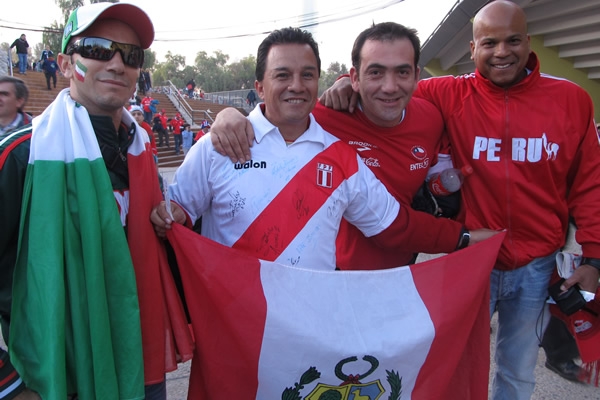 La hermandad latina apareció en Mendoza.