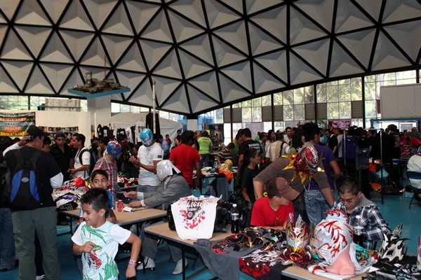 La lucha libre cerca de los fans.