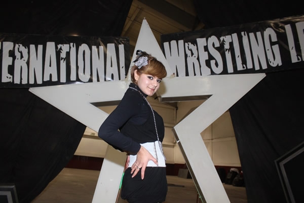 Las bellas que estuvieron presente en el evento de Versus de IWL y DTU.