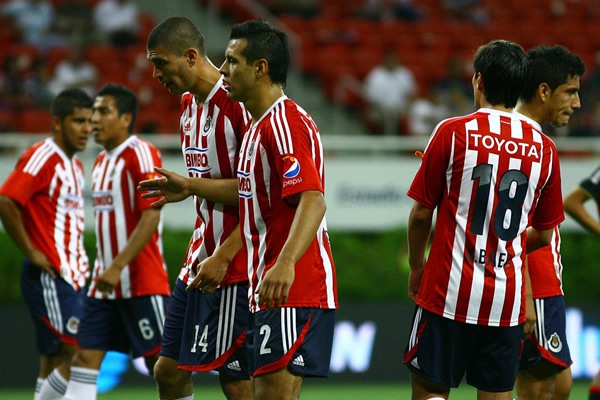 Las Chivas salieron derrotadas en el Clásico tapatío.