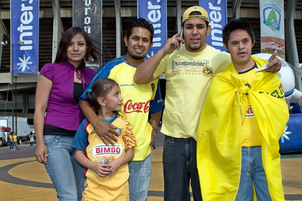 Las familias, presentes.