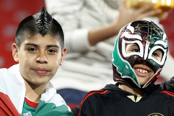 Las máscaras se hicieron presentes.
