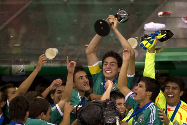 Levantando la Copa