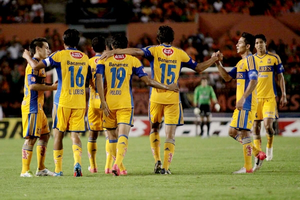 Lobos, Pulido y Viniegra se hicieron presentes en el marcador.