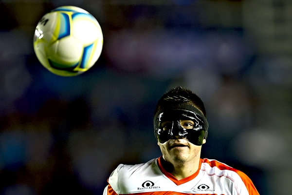 Loroña intentó darle variantes al juego ofensivo chiapaneco.
