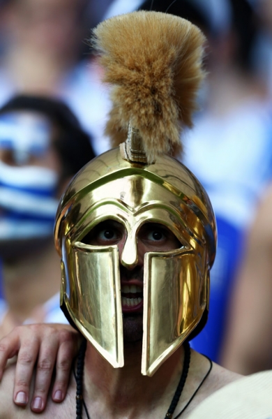 Los aficionados llegaron a este juego como auténticos guerreros griegos.