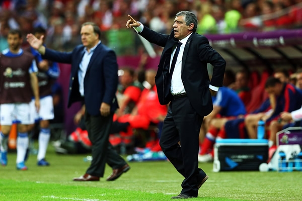 Los dos entrenadores sufriendo en los momentos finales del encuentro.