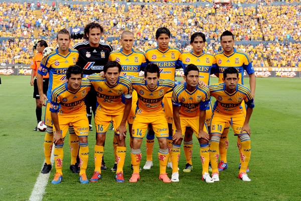 Los 11 felinos, con Luis García como novedad.