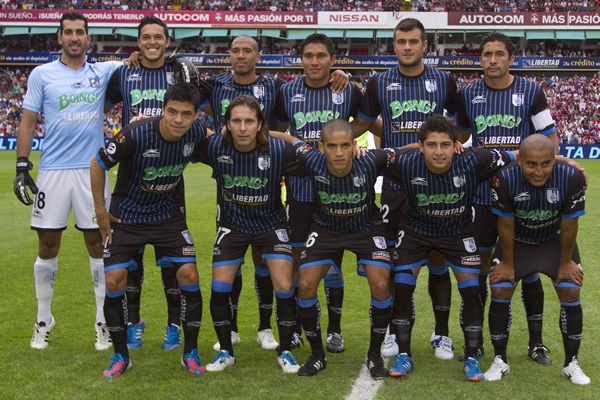 Los Gallos Blancos están en busca de su primer victoria del torneo.