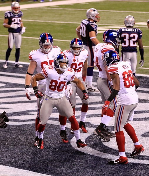 Los Giants celebraron con efusividad.
